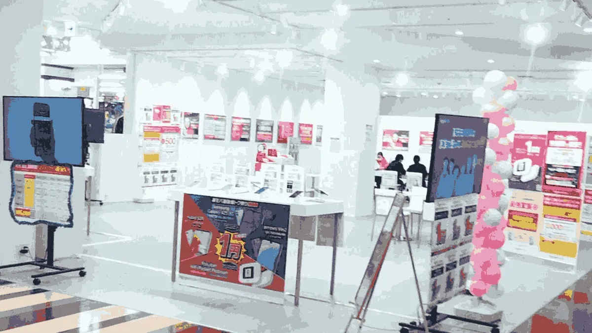 楽天モバイル ルビットタウン高山店の店舗外観イメージ（イラスト風）